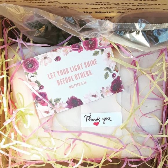 Welcome to my Closet! - Picture 7 of 16